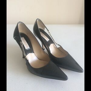 🔴CLEARANCE🔴 Size 6.5 Michael Kors Patent Pumps
